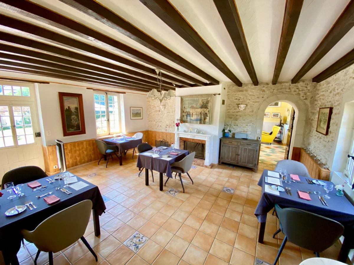 Sans Souci Bed And Breakfast Luxe Heated Pool And Restaurant Luzillé Eksteriør bilde