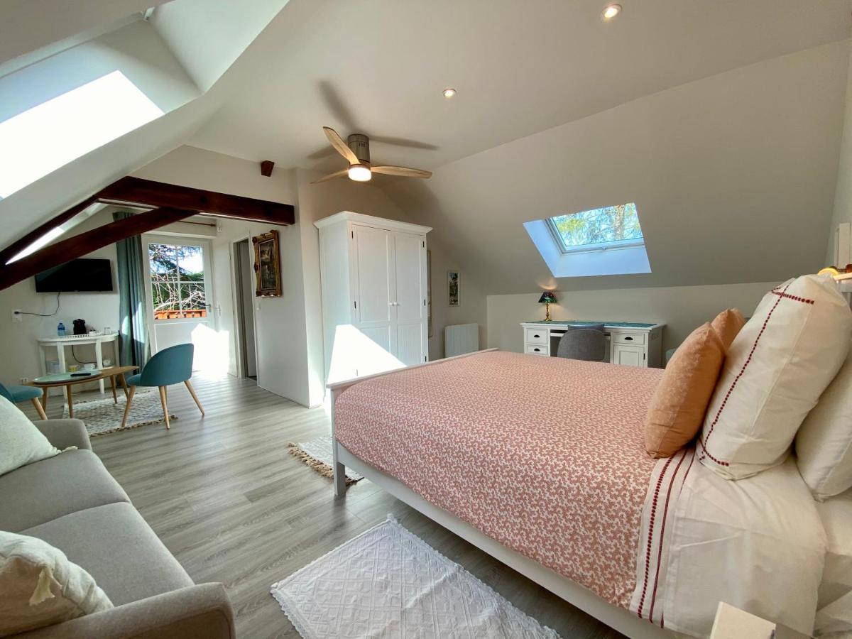 Sans Souci Bed And Breakfast Luxe Heated Pool And Restaurant Luzillé Eksteriør bilde