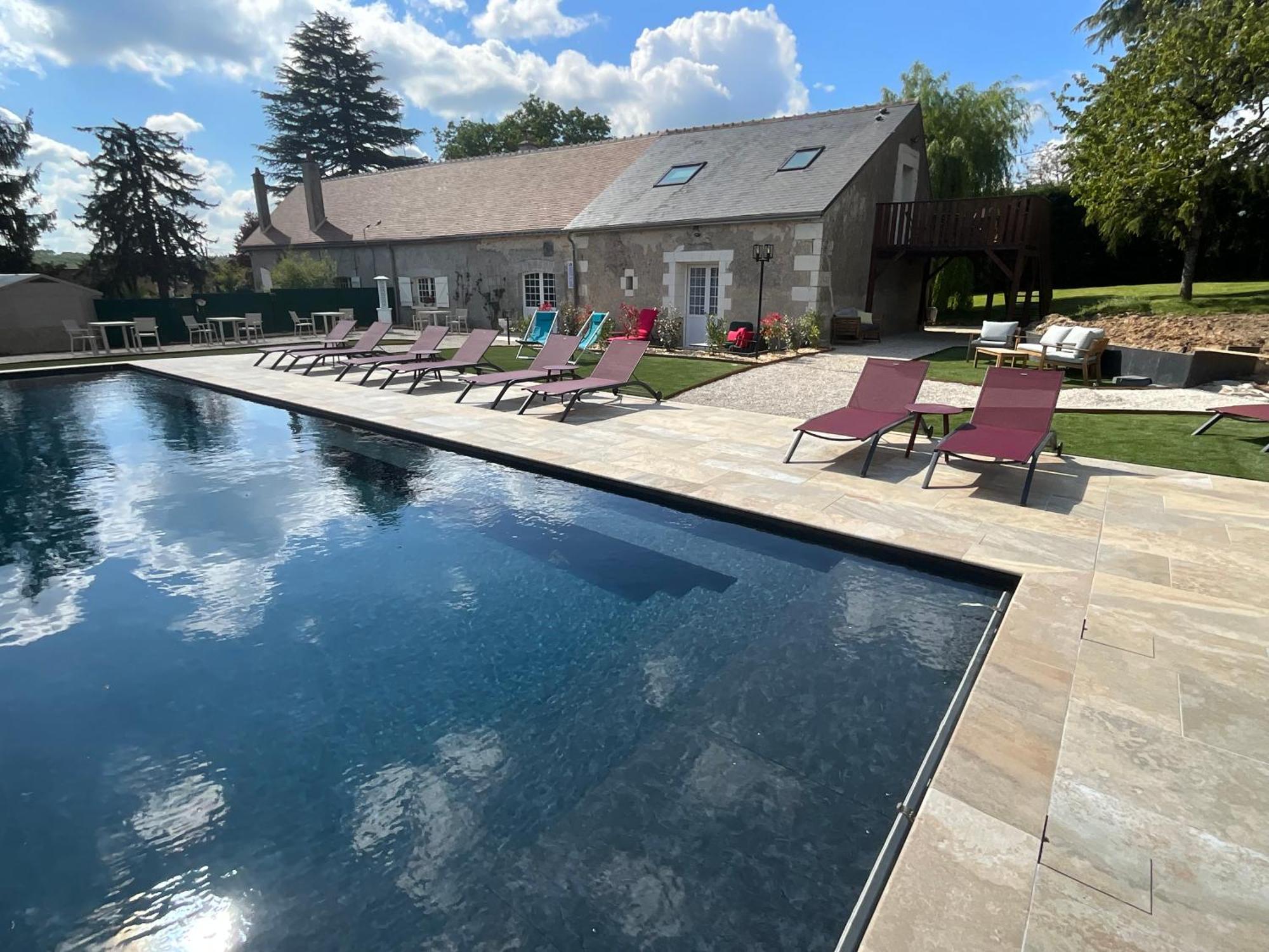 Sans Souci Bed And Breakfast Luxe Heated Pool And Restaurant Luzillé Eksteriør bilde