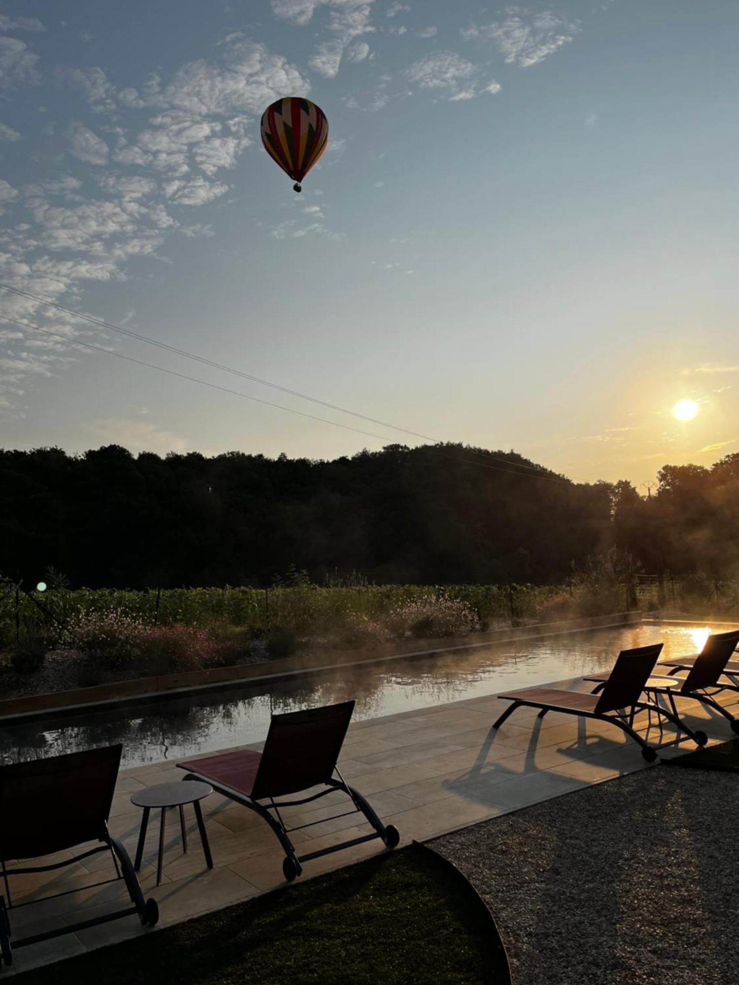 Sans Souci Bed And Breakfast Luxe Heated Pool And Restaurant Luzillé Eksteriør bilde